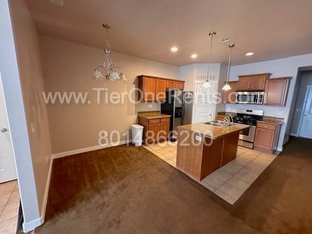 Foto del edificio - Apply this month and enjoy a $500 move-in ...