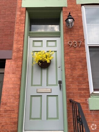 Building Photo - 937 N 4th St
