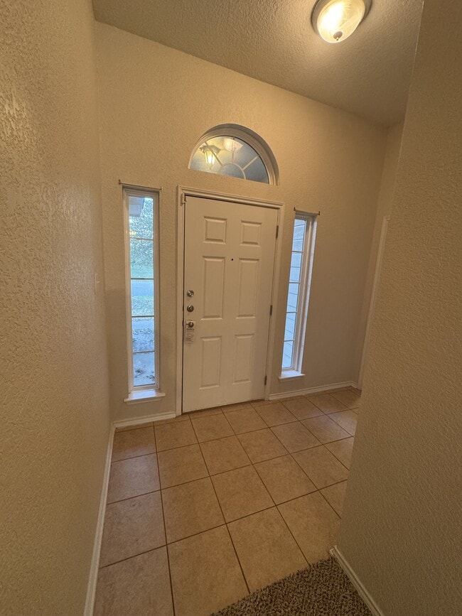 Building Photo - 7717 Redbrush