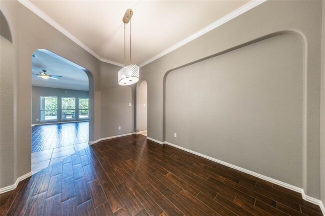 Building Photo - 1049 Dyer Crossing Way