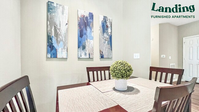 Foto del edificio - 1810 Sweetbroom Cir