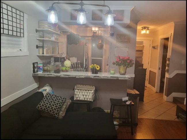 kitchen - 805 Tully Rd