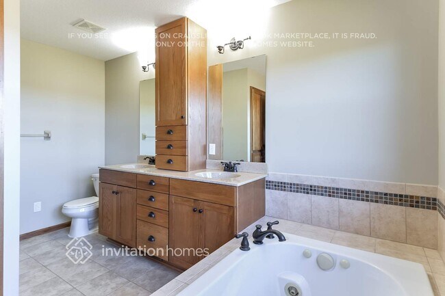 Foto del edificio - 838 Watertown Ave