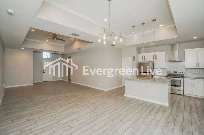 Building Photo - 1226 El Porvenir Dr