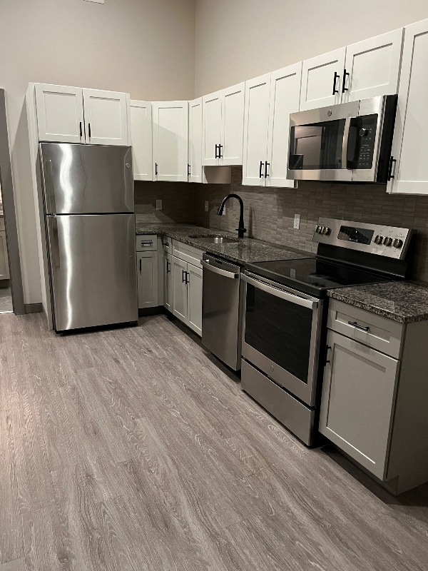 Building Photo - 56 Oak Terrace