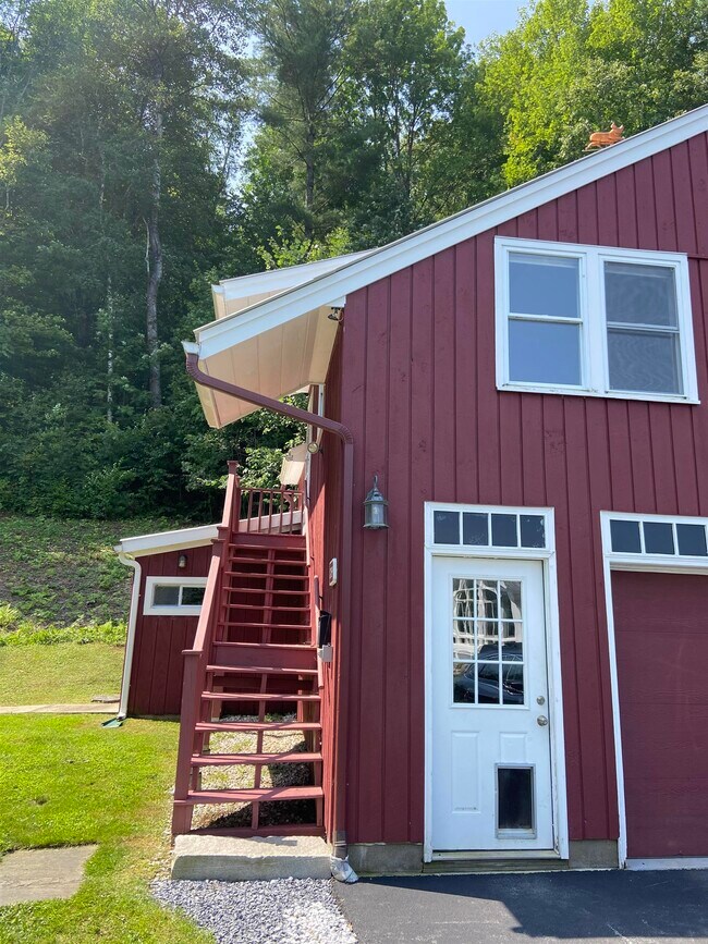 Foto del edificio - 3789 Dorset West Rd