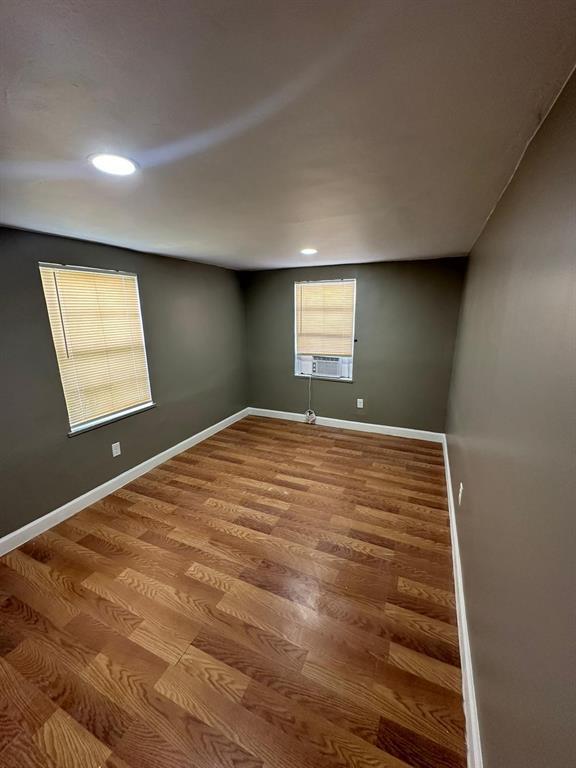 Building Photo - 212 Velasco St