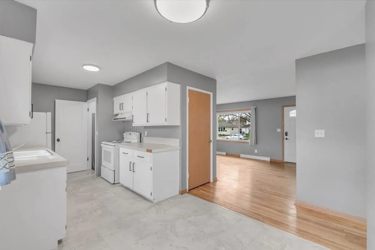 Building Photo - 2707 Cypress Dr