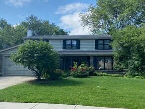 Building Photo - 3537 Winnetka Rd