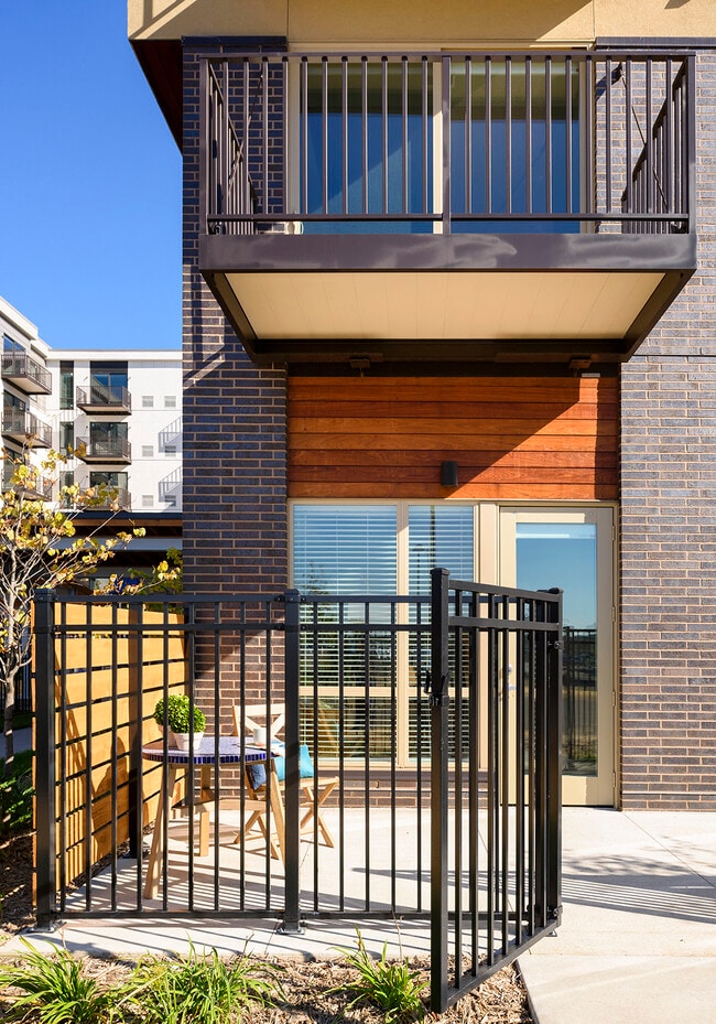 Foto del edificio - Indigo Apartments