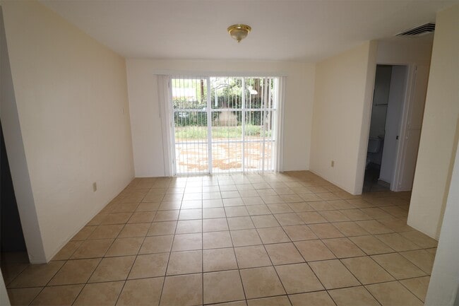 Foto del edificio - 3112 Colorado St NE