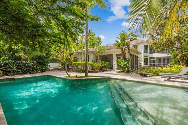 Foto del edificio - 755 Tiziano Ave