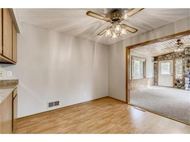 Building Photo - 10339 Concord Dr