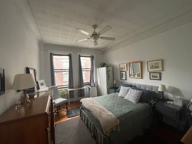 Building Photo - 615 W 113th St