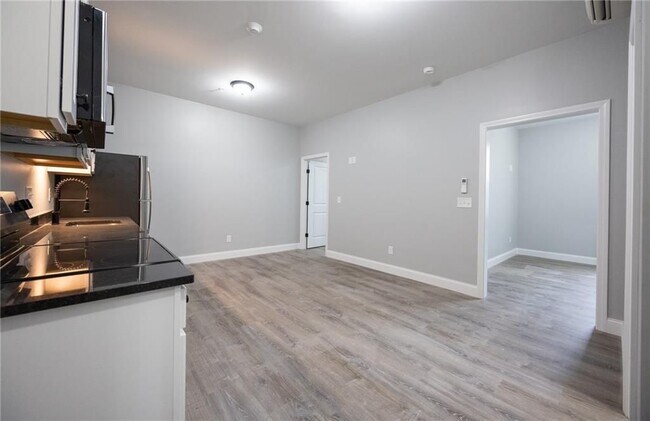 Foto del edificio - 6899 Post Rd