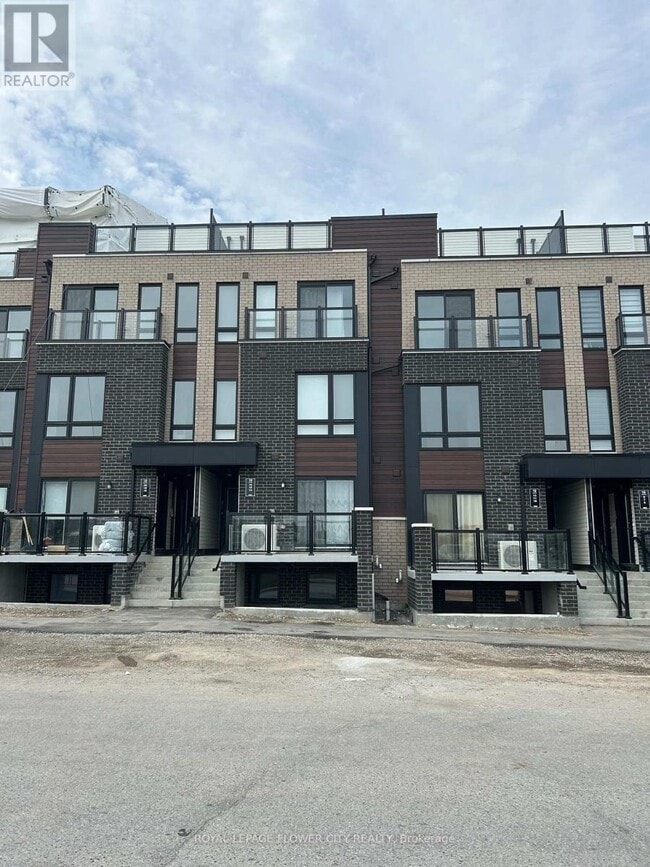 Building Photo - 10-10 Liben Wy