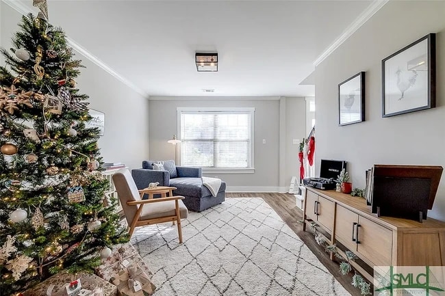 Building Photo - 165 Village Lake Dr