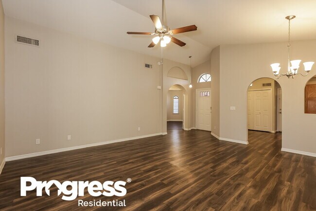 Building Photo - 1209 E Villa Rita Dr