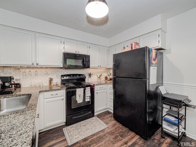 Building Photo - 101 Oyster Bay Ct