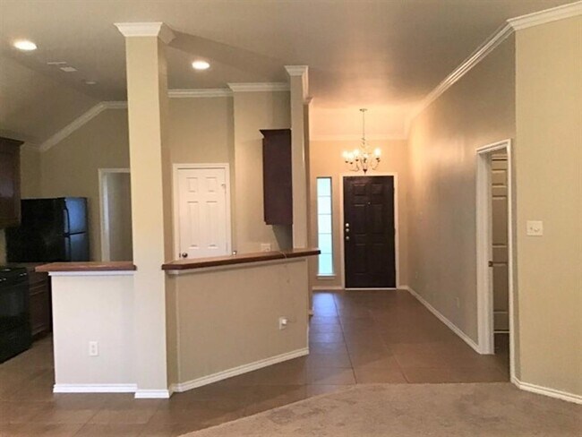 Building Photo - 2102 Sailwind Dr