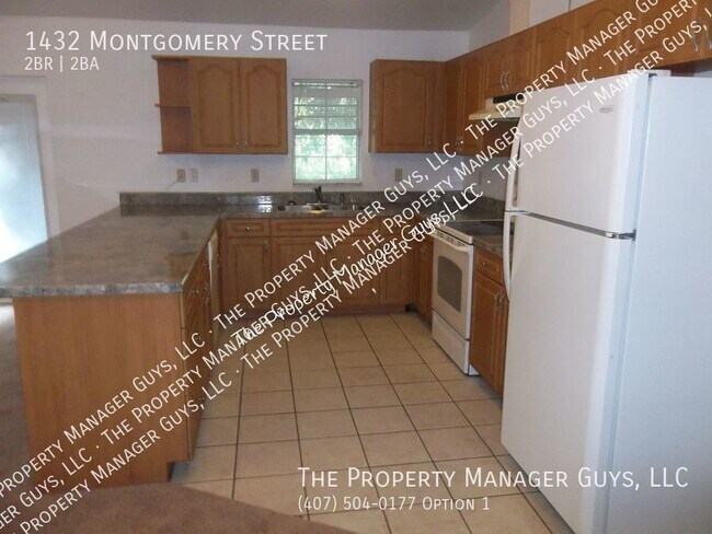 Building Photo - 2/2 Duplex For Rent in Deland for $1,400/mo