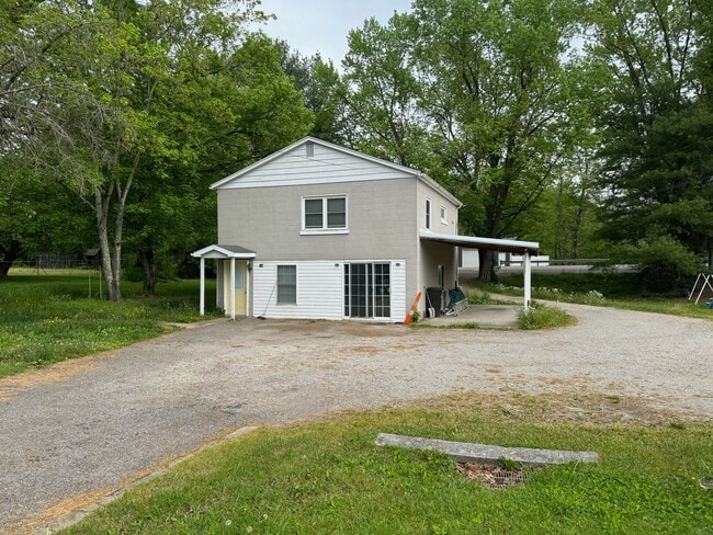 Building Photo - 249 2nd St