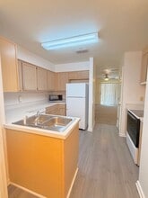Building Photo - 4414 Stratfordshire Ct