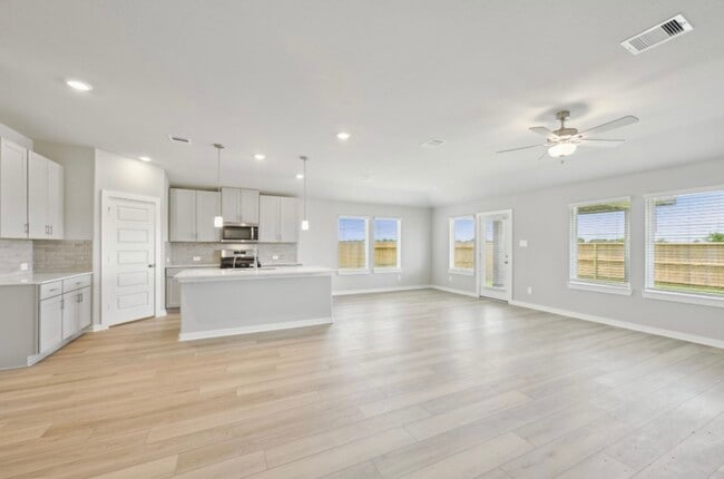 Building Photo - 3415 Zilker Ln