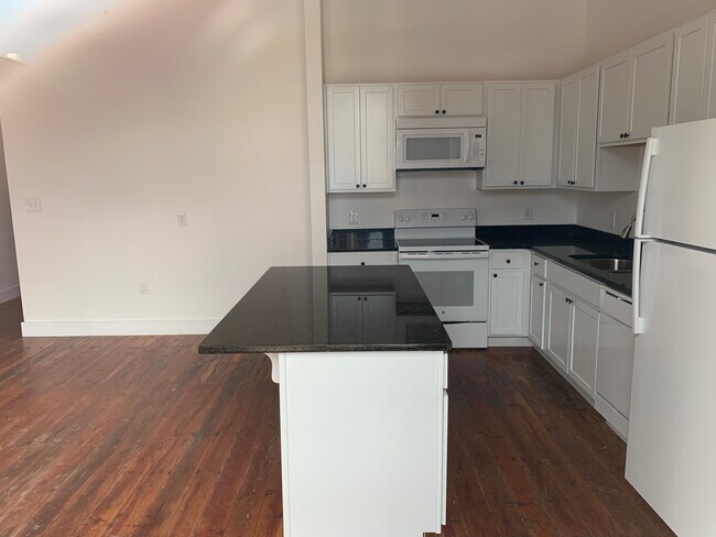 Foto del edificio - 240 1st St NE