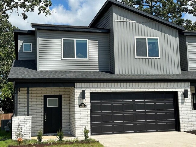Building Photo - 656 Sun Meadow Dr