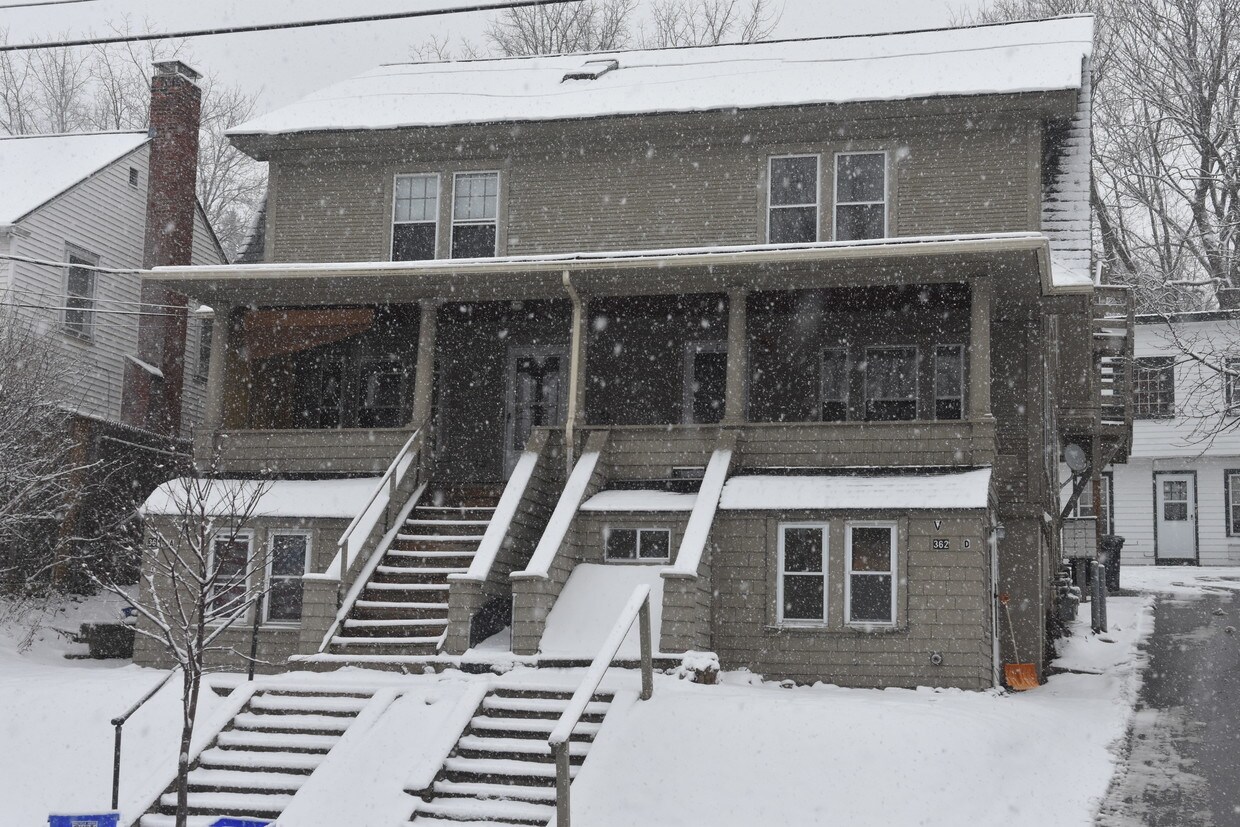 Street View - 362 S Winooski Ave
