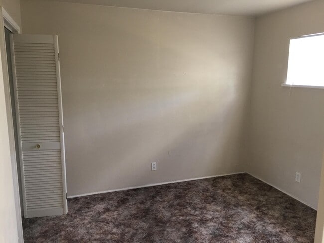 Foto del edificio - 427 Stanford Dr SE