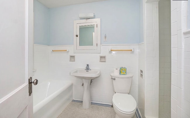 Photo - 3833 Webster St Townhome