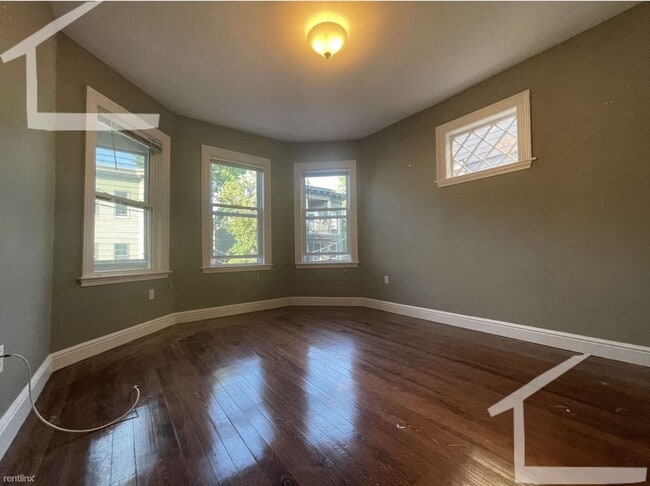 Building Photo - 3 br, 2 bath House - 20 Marie Ave