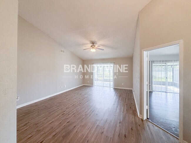 Foto del edificio - 1721 Brandon Trace Ave