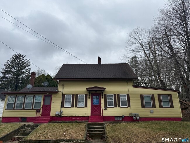 Building Photo - 211 Palmer St Ext