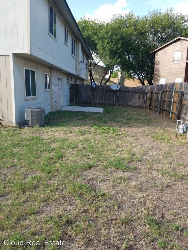 Building Photo - 2 br, 1.5 bath House - 1227 WESTWAY DRIVE