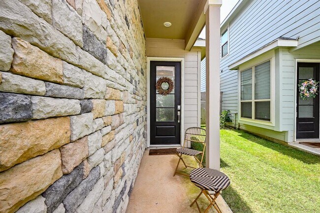 Foto del edificio - 5630 Amber Brook Ln