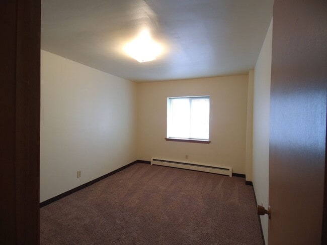 Interior Photo - Oakview Manor