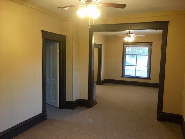 Building Photo - 112 N Quaw Blvd