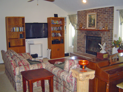 Building Photo - 103 Orchard Ct