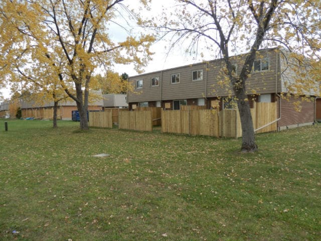 Building Photo - Townhomes of Forest Glade