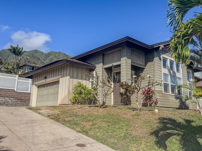 Building Photo - Wailuku 3/2.5 bathroom unfurnished home