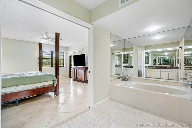 Foto del edificio - 6446 Aspen Glen Cir