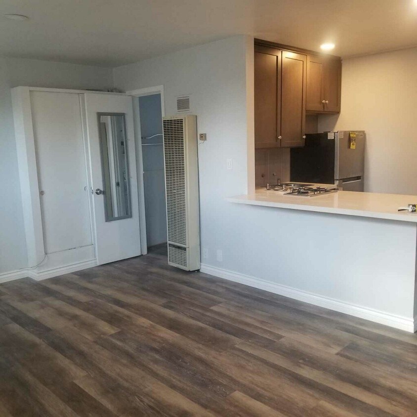 Foto principal - 79 S Parkwood Ave