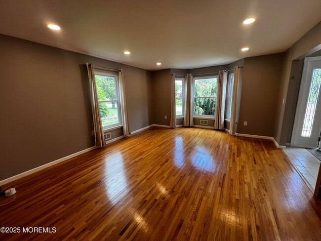 Foto del edificio - 1624 Melville St