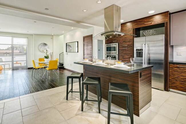 Foto del edificio - 257 S Hudson Ave