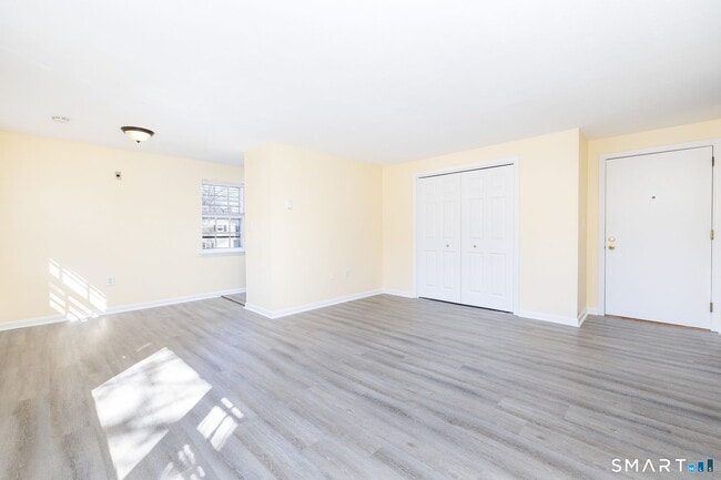 Foto del edificio - 117 Shadow Ln