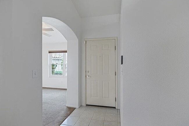 Building Photo - 4932 Cedar Lawn Way