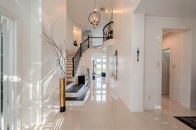 Building Photo - 10614 Opal Ridge Dr
